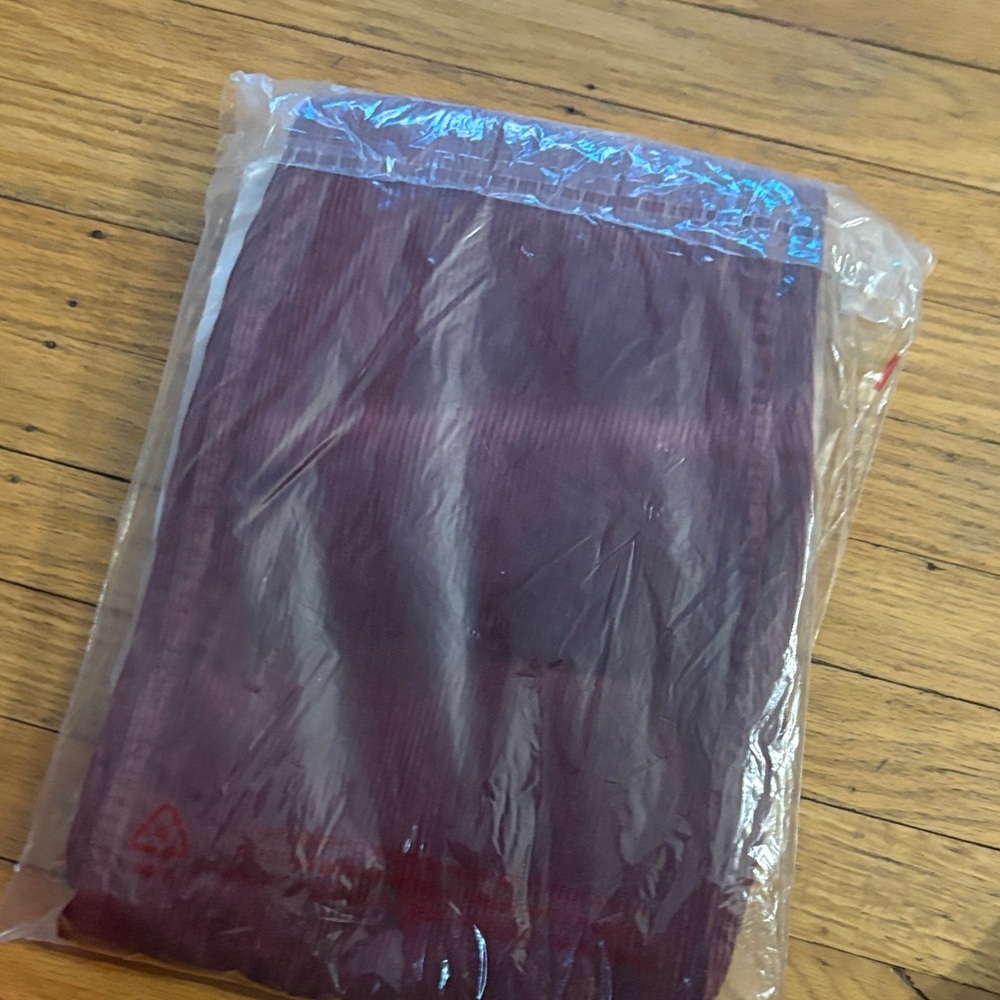 Hanna Andersson Kids Corduroy Barrel Pants - Burgundy - Picture 5 of 5